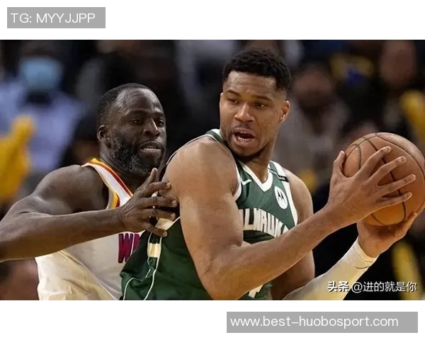 东里连中高难度三分引发热议字母哥直言对手实力不容小觑 东里连中高难度三分引发热议字母哥直言对手实力不容小觑